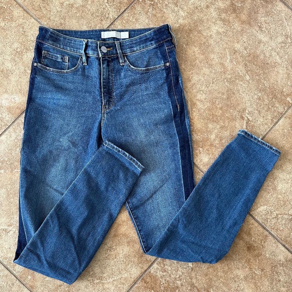 Athleta Skulptek Tuxedo Stripe Jeans Fits Like a 4